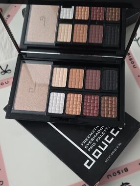 Freematic Eyeshadow Pro Palette with Highlighter - Multi Brown